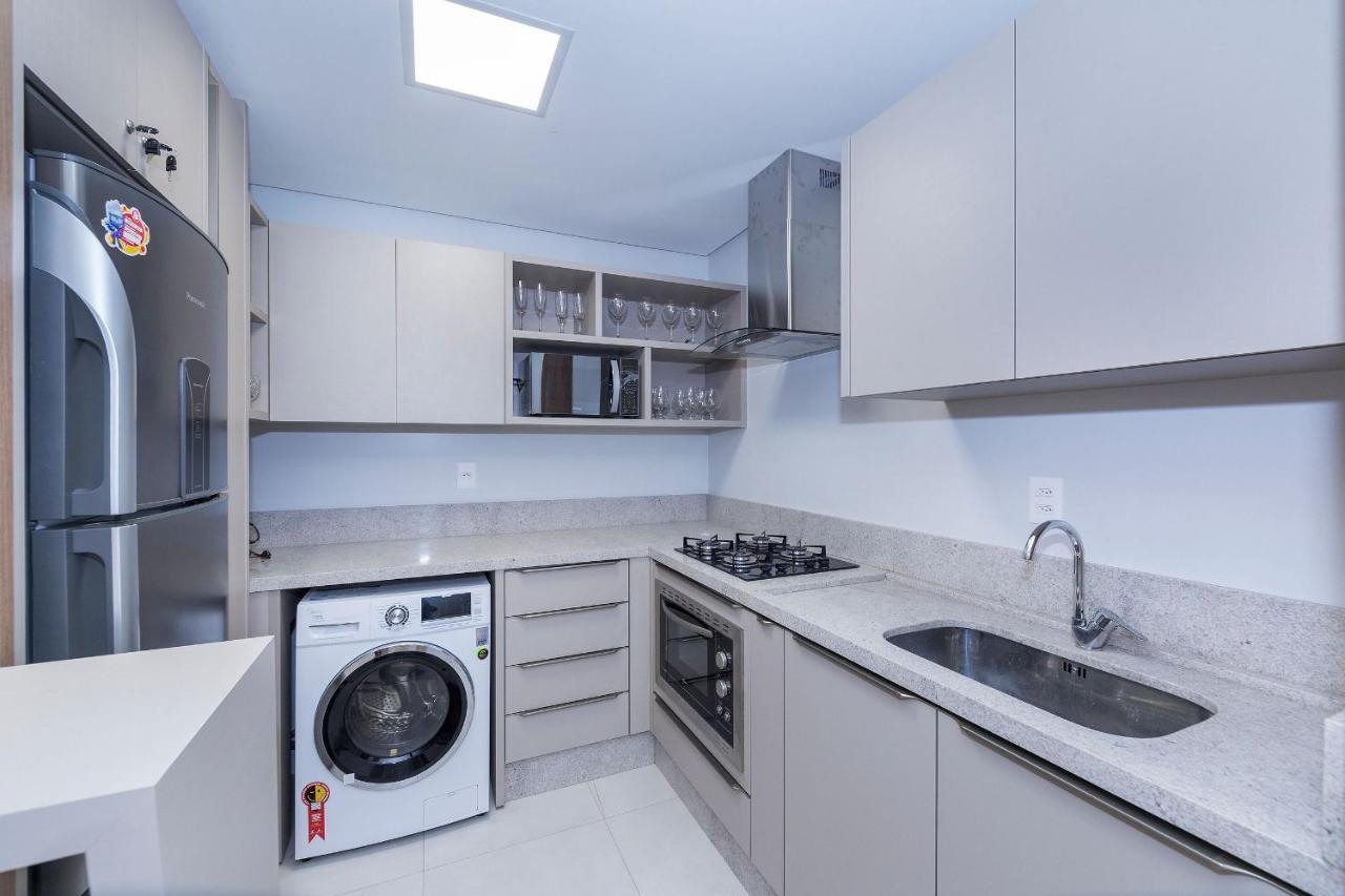 Adra 106 - Apartamento No Centro De Bombinhas - Rooftop Com Piscina E Academia - A Poucos Metros Da Praia - Ngoại thất bức ảnh