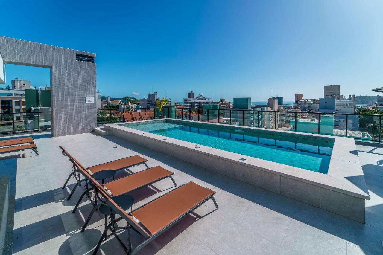 Adra 106 - Apartamento No Centro De Bombinhas - Rooftop Com Piscina E Academia - A Poucos Metros Da Praia - Ngoại thất bức ảnh