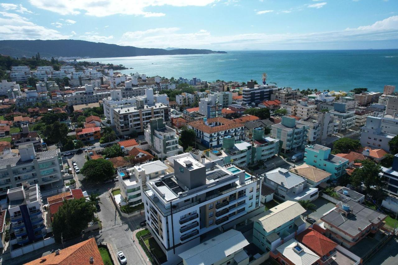 Adra 106 - Apartamento No Centro De Bombinhas - Rooftop Com Piscina E Academia - A Poucos Metros Da Praia - Ngoại thất bức ảnh