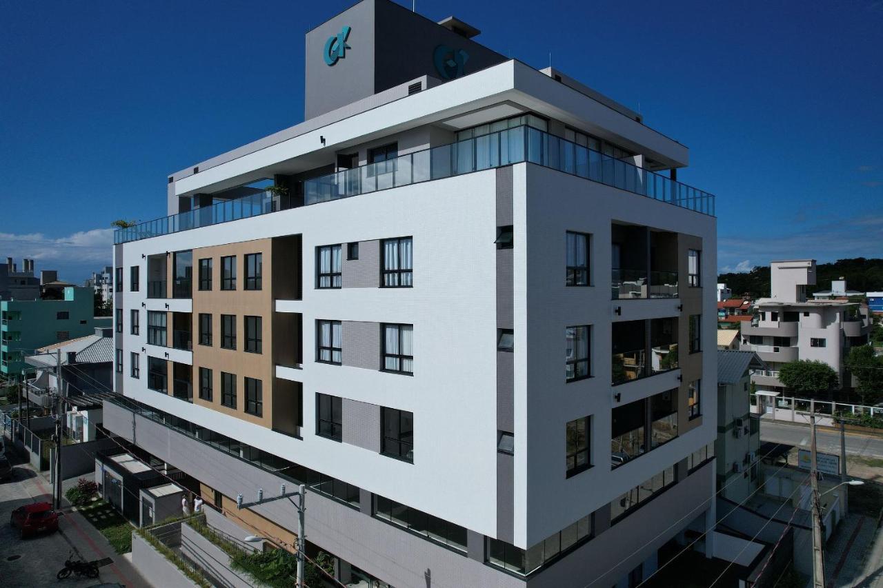 Adra 106 - Apartamento No Centro De Bombinhas - Rooftop Com Piscina E Academia - A Poucos Metros Da Praia - Ngoại thất bức ảnh